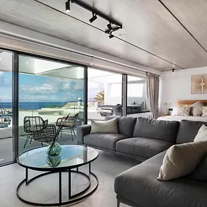 https://gran-suit-horizonte.in-canary-islands.com